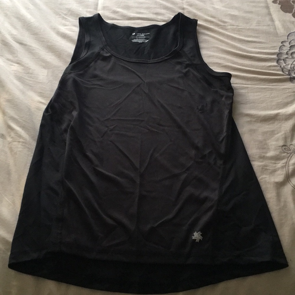 Black drytek gym shirt
